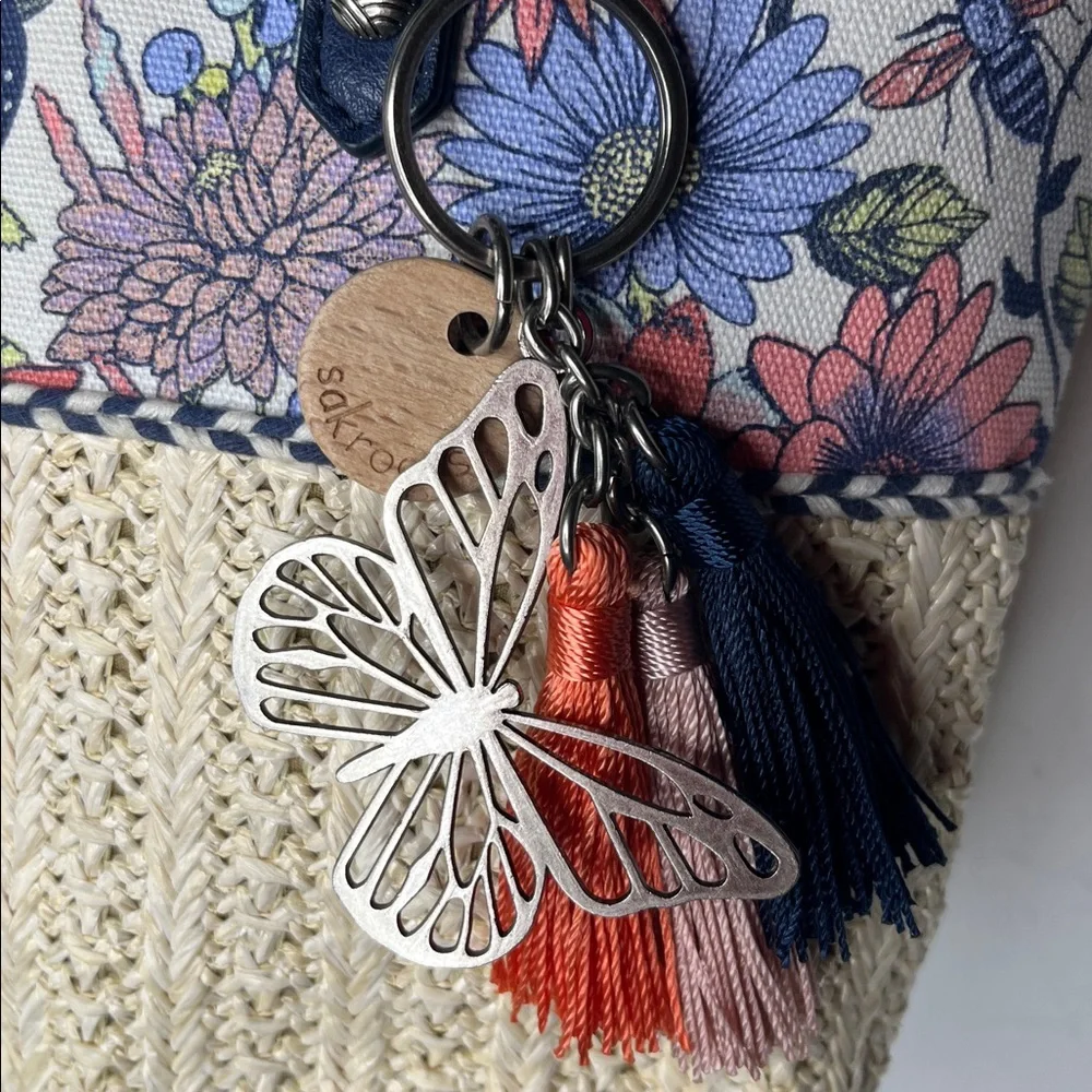 Sakroots Spring Bag with Charms excellent condition floral butterfly Pattern - Picture 3 of 13